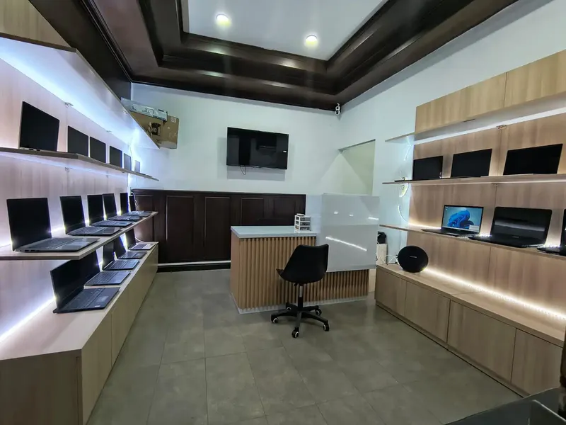 Workshop OptionTech Bandung